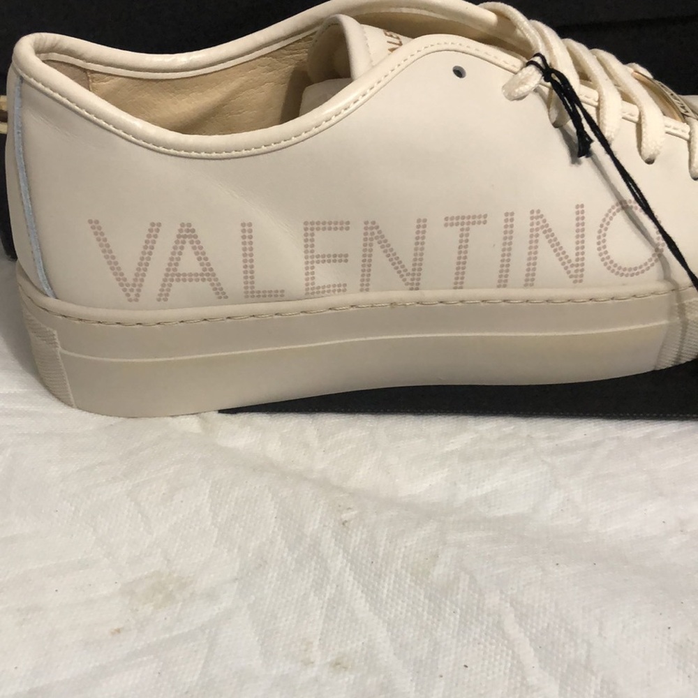 Valentino Dalia Cream Sneakers NWT size 10 - Picture 2 of 9